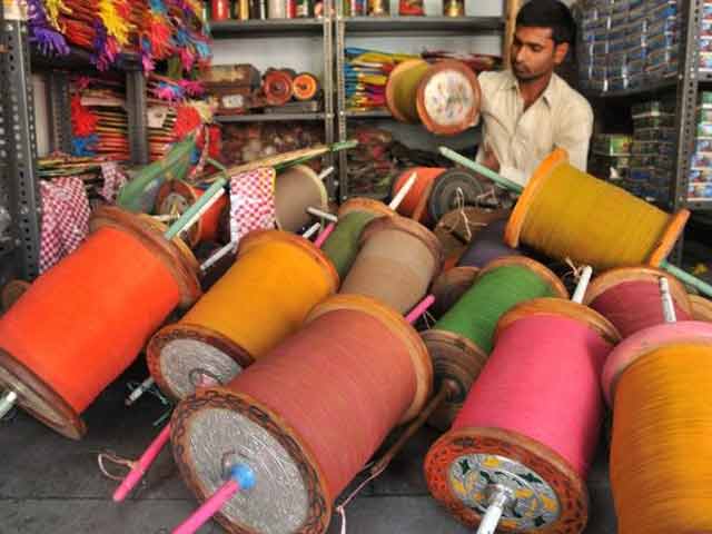 चीनी 'मांझे' ने ली तीन लोगों की जान, सरकार ने लगाई पाबंदी