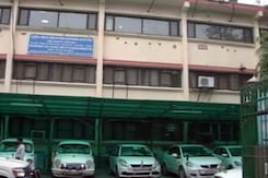 दिल्ली महिला आयोग के दफ्तर पर एसीबी का छापा दिल्ली महिला आयोग के दफ्तर पर एसीबी का छापा