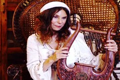 Harrari Harps Recreates Biblical Instruments Harrari Harps Recreates Biblical Instruments