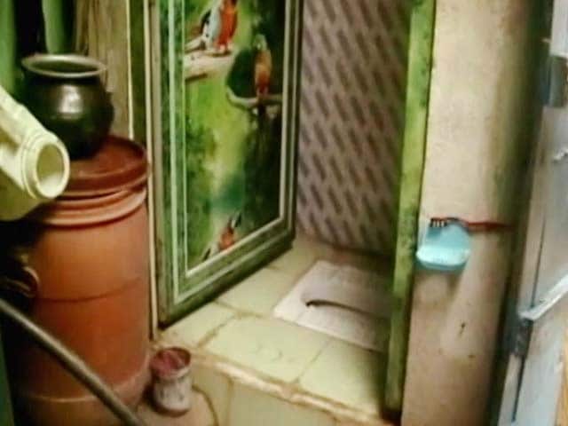 Video : A Unique Gift For This Jharkhand Girl On Raksha Bandhan - A Toilet