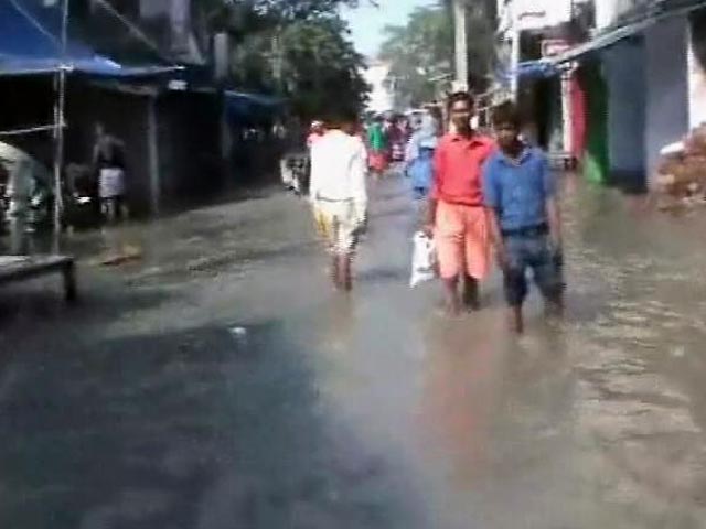 Videos : बिहार में बाढ़ : नीतीश ने केंद्र से विशेषज्ञ टीम भेजने की मांग की