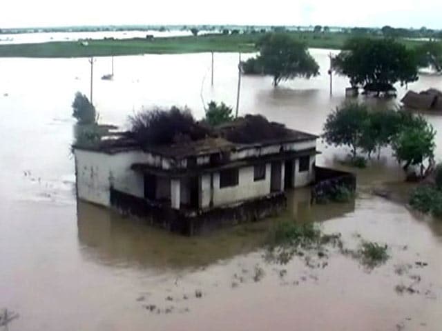 Videos : बिहार की पुनपुन नदी में नाव पलटी, 9 लापता