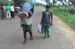 प्राइम टाइम इंट्रो : कमज़ोरों के साथ कितना सख़्त है सिस्टम प्राइम टाइम इंट्रो : कमज़ोरों के साथ कितना सख़्त है सिस्टम