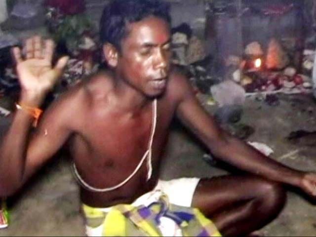 Video : A Tantrik Not Doctor Attends To Ill Students In Odisha Girls' Hostel
