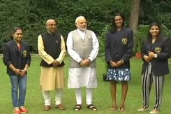 PM Narendra Modi Meets PV Sindhu, Sakshi Malik and Dipa Karmakar PM Narendra Modi Meets PV Sindhu, Sakshi Malik and Dipa Karmakar