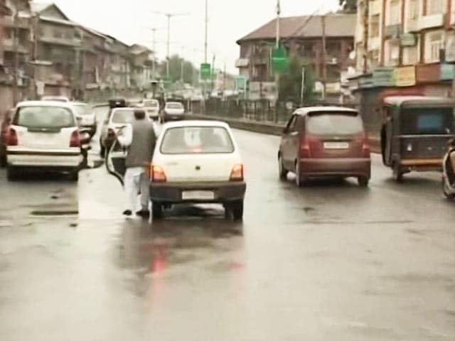 Video : Curfew Lifted In Most Parts Of Kashmir After 52 Days Of Lockdown
