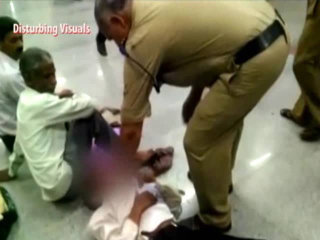 Video : Cop Caught On Camera Beating Teen Unconscious, Then Dragging Him Around