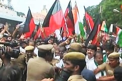 Protests Across Tamil Nadu After Karnataka Refuses To Release Water Protests Across Tamil Nadu After Karnataka Refuses To Release Water