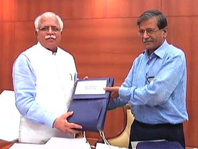 Have Named Private Individuals, Says Judge Who Studied Vadra Land Deal