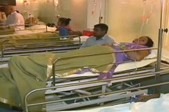 देशभर में पांव पसारता चिकनगुनिया, 12 हज़ार से ज़्यादा संदिग्ध मामले देशभर में पांव पसारता चिकनगुनिया, 12 हज़ार से ज़्यादा संदिग्ध मामले