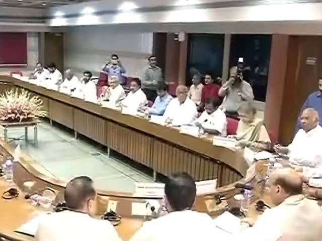 सर्वदलीय प्रतिनिधियों की बैठक: कश्मीर हाईकोर्ट बार असोसिएशन ने नहीं की मुलाकात