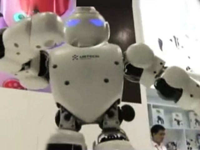 Globe Trotting With Tech