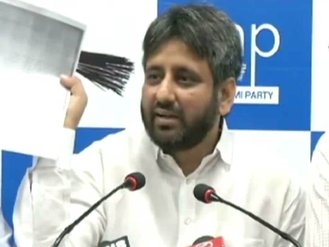 छेड़खानी के आरोप में घिरे आप विधायक अमानतुल्लाह