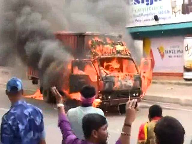 Video : In Cauvery Water Dispute, Massive Protests Lead To Curbs In Bengaluru