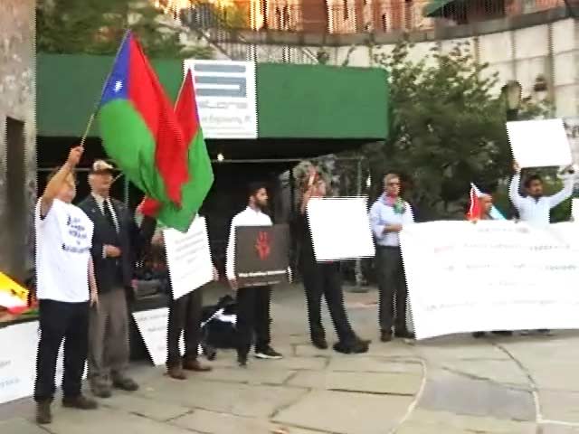 Videos : बलूच प्रदर्शनकारियों ने पाकिस्तान के खिलाफ संयुक्त राष्ट्र के बाहर किया प्रदर्शन