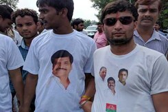 As Shivpal Yadav Supporters Battle On Ground, Akhilesh Yadav Followers Fight Online As Shivpal Yadav Supporters Battle On Ground, Akhilesh Yadav Followers Fight Online