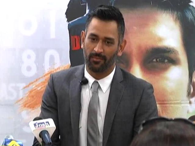 Mahendra Singh Dhoni Promotes Biopic in The United States