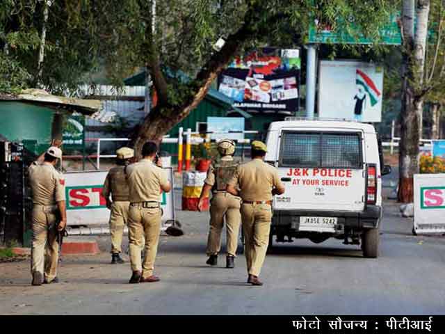 दस बातें : उरी सेक्टर में आर्मी बेस पर हुए हमले में 17 जवान शहीद