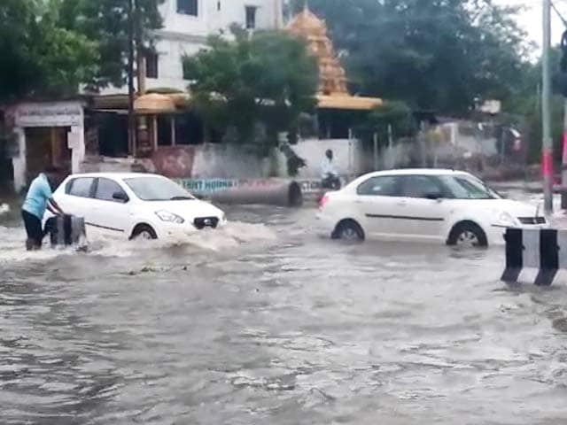 Video : Potholes Turn Into Craters As Hyderabad Drowns In Heavy Rain