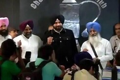 We're Not A Party: Navjot Singh Sidhu's Googly Signals New Punjab Strategy We're Not A Party: Navjot Singh Sidhu's Googly Signals New Punjab Strategy
