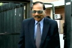 रुचिका गिरहोत्रा छेड़छाड़ केस में दोषी डीजीपी एसपीएस राठौड़ की सज़ा बरकरार रुचिका गिरहोत्रा छेड़छाड़ केस में दोषी डीजीपी एसपीएस राठौड़ की सज़ा बरकरार