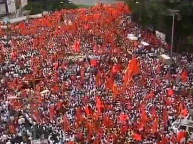 Video : Maratha Protest For Quota Snowballs, Huge Rally Held In Pune