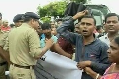 After Singur, Farmers In Rajarhat Want Mamata Banerjee To Return Lands After Singur, Farmers In Rajarhat Want Mamata Banerjee To Return Lands
