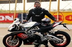 Aprilia Tuono V4 & RSV4 Aprilia Tuono V4 & RSV4