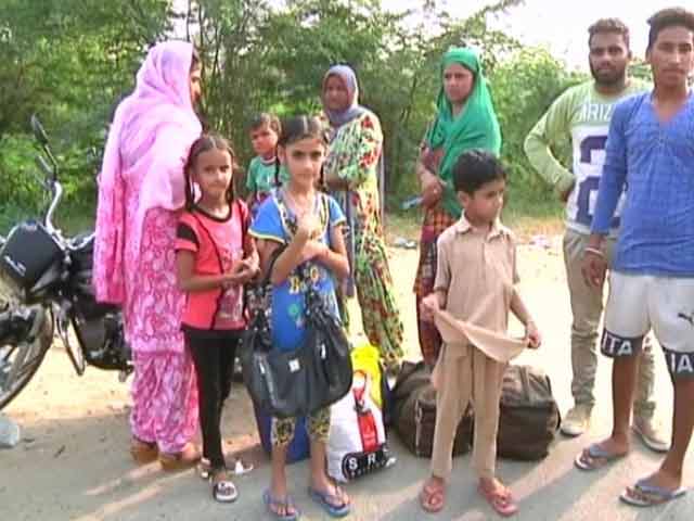 Video : Thousands Choose To Remain After Army Evacuates Border Villages In Punjab