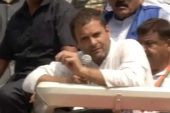 हम सरकार के फैसले के साथ हैं : सर्जिकल स्ट्राइक पर राहुल गांधी हम सरकार के फैसले के साथ हैं : सर्जिकल स्ट्राइक पर राहुल गांधी