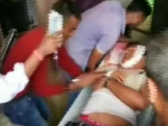 झारखंड के हजारीबाग में पुलिस फायरिंग में चार लोगों की मौत, कई घायल