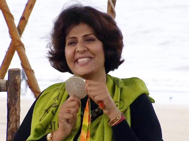 Videos : हम डर की वजह से विदेश में अनुशासित हो जाते हैं : दीपा मलिक
