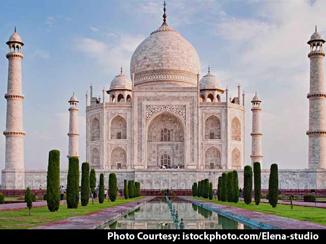 Swachh Agenda: Cleaning-Up Taj Mahal's Surroundings