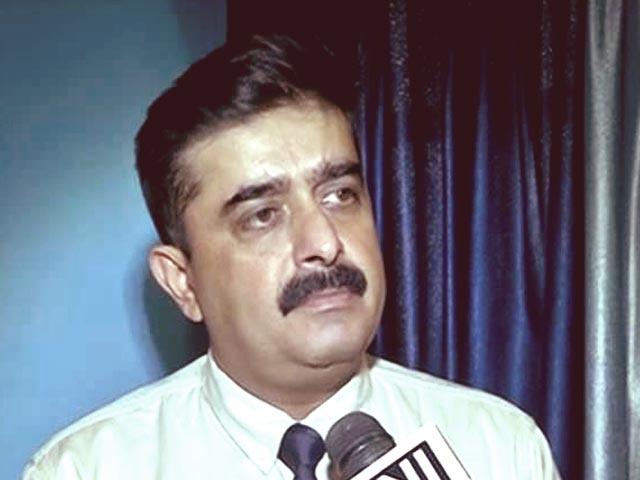 भारत-पाक के एनएसए ने की फोन पर बातचीत, तनाव कम करने पर सहमत