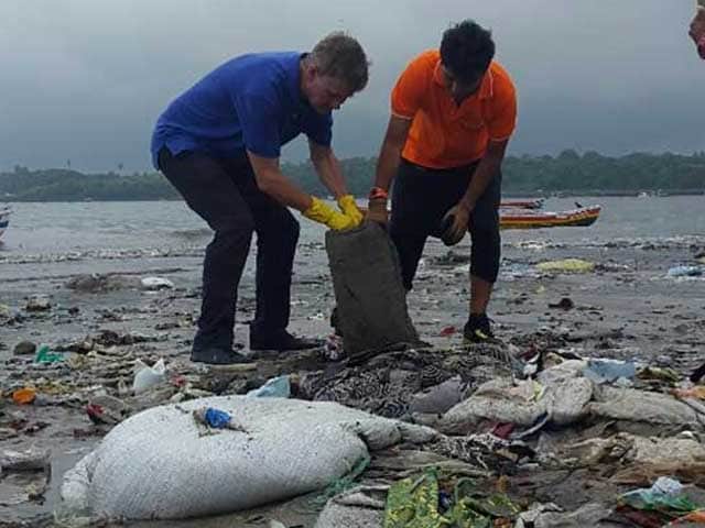 Video : 1 Year, 1,500 People, 3 Million Tons Of Trash. How Versova Beach Was Saved