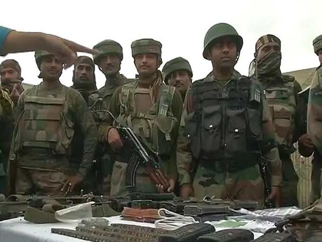 हंदवाड़ा में सेना के कैंप पर हमले की कोशिश नाकाम, तीन आतंकी ढेर