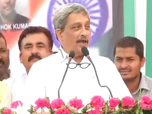 Video : To Protect Nation, I Can Think <i>Tedha</i>, Declares Defence Minister Parrikar