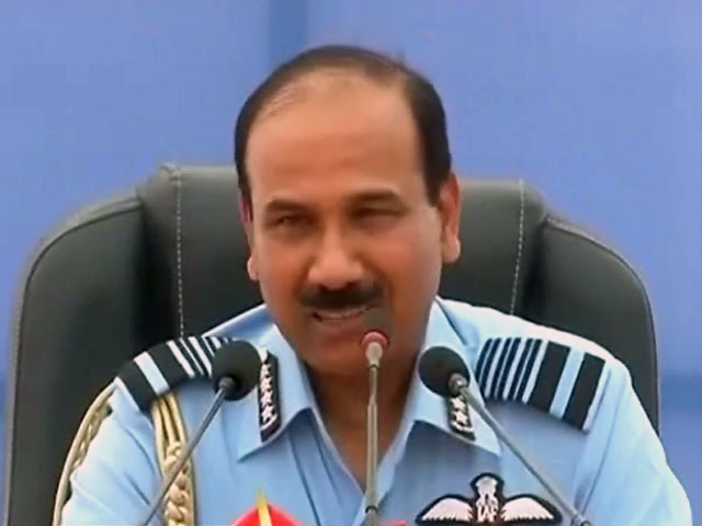 Videos : वायु सेना दिवस पर एयर चीफ ने उरी, पठानकोट का ज़िक्र किया