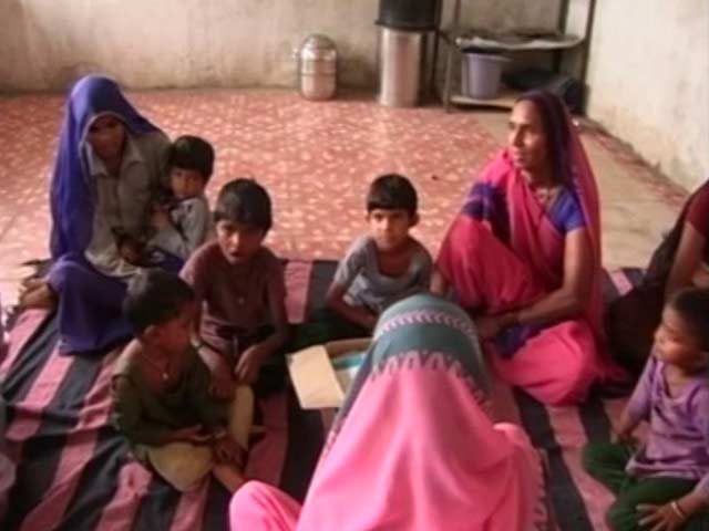 Illiterate Anganwadi Workers Guess To Track Underfed Children's Growth