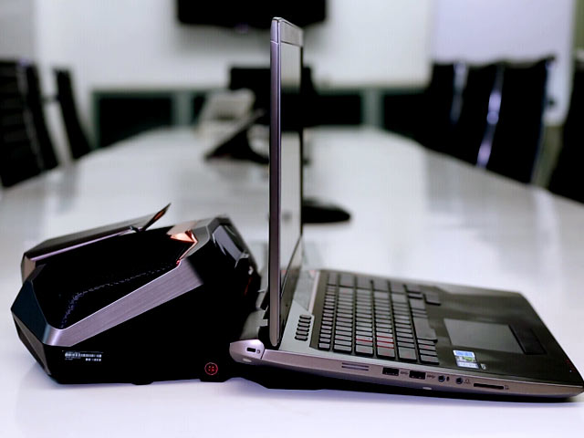 Asus ROG GX700 Liquid-Cooled Gaming Laptop Review