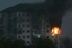 इंडिया 7 बजे : पंपोर में ईडीआई बिल्डिंग में घुसे आतंकवादियों से मुठभेड़ जारी इंडिया 7 बजे : पंपोर में ईडीआई बिल्डिंग में घुसे आतंकवादियों से मुठभेड़ जारी