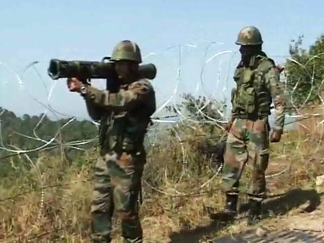 एलओसी पर कठिन हालात में भी हरदम चौकस हमारे जवान