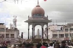 Business Suffers As Footfall Shrinks For Dassara in Mysuru Business Suffers As Footfall Shrinks For Dassara in Mysuru