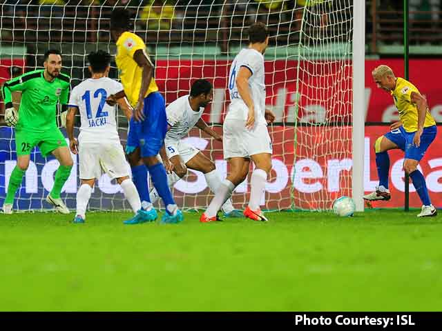 Kerala Blasters Hand Mumbai City First ISL 2016 Loss