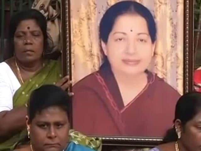 Video : No Health Report On Jayalalithaa In A Week, Cops Track Social Media Posts