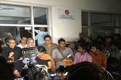 In Midnight Protest At JNU, Hundreds Surround Vice Chancellor Over Missing Student In Midnight Protest At JNU, Hundreds Surround Vice Chancellor Over Missing Student