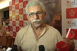 Karan Johar Shouldn't Have Apologised, Says Naseeruddin Shah Karan Johar Shouldn't Have Apologised, Says Naseeruddin Shah