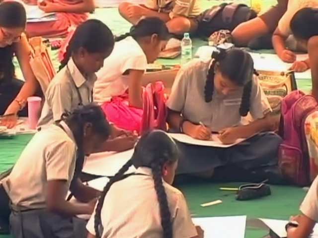 Veterans In Chennai Raise Awareness About Army's Heritage Among Children