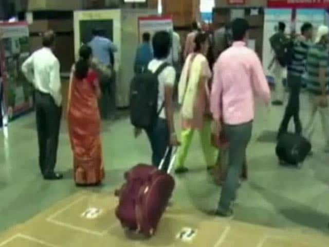 Video : खास तकनीक से लैस हुआ नागपुर स्टेशन, आपके कदम रखते ही बिखरेगी रोशनी