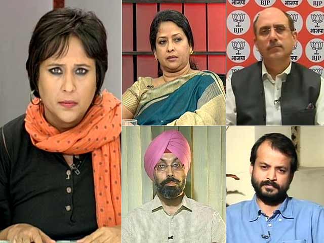 OROP Suicide, Veteran's Son Detained: Rahul Gandhi, Kejriwal vs Modi Government OROP Suicide, Veteran's Son Detained: Rahul Gandhi, Kejriwal vs Modi Government